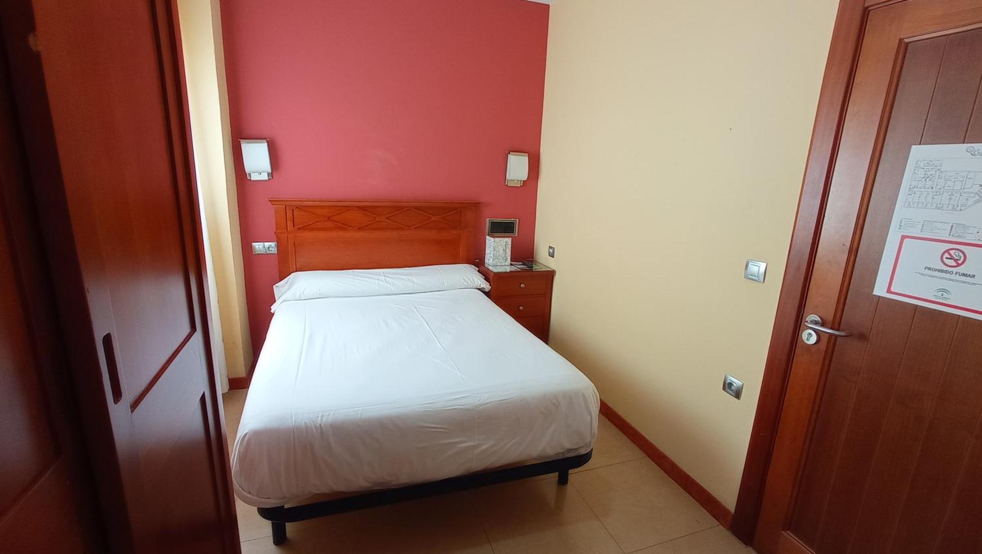Pension Restaurante Casablanca Torreperogil Стая снимка