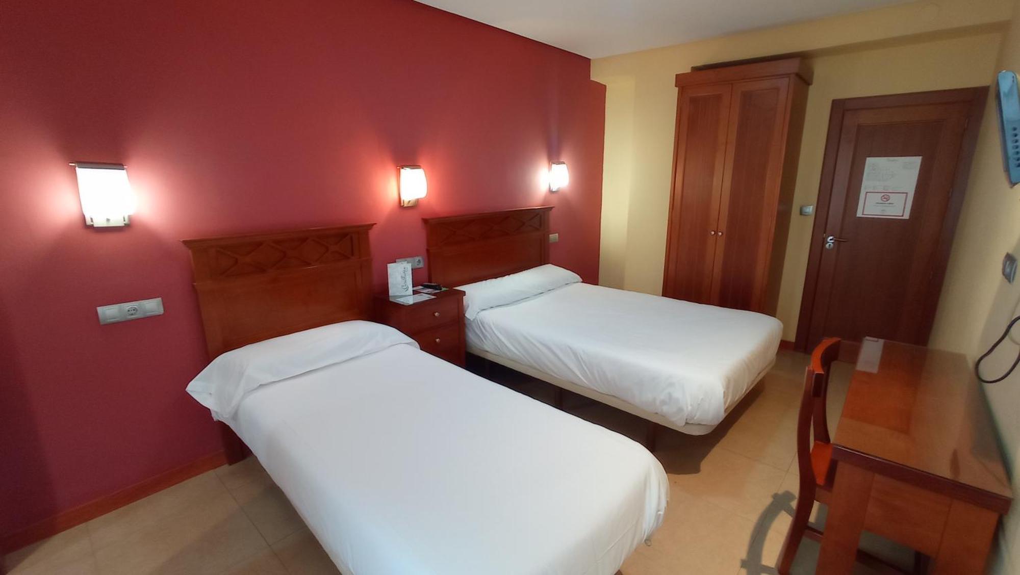 Pension Restaurante Casablanca Torreperogil Екстериор снимка