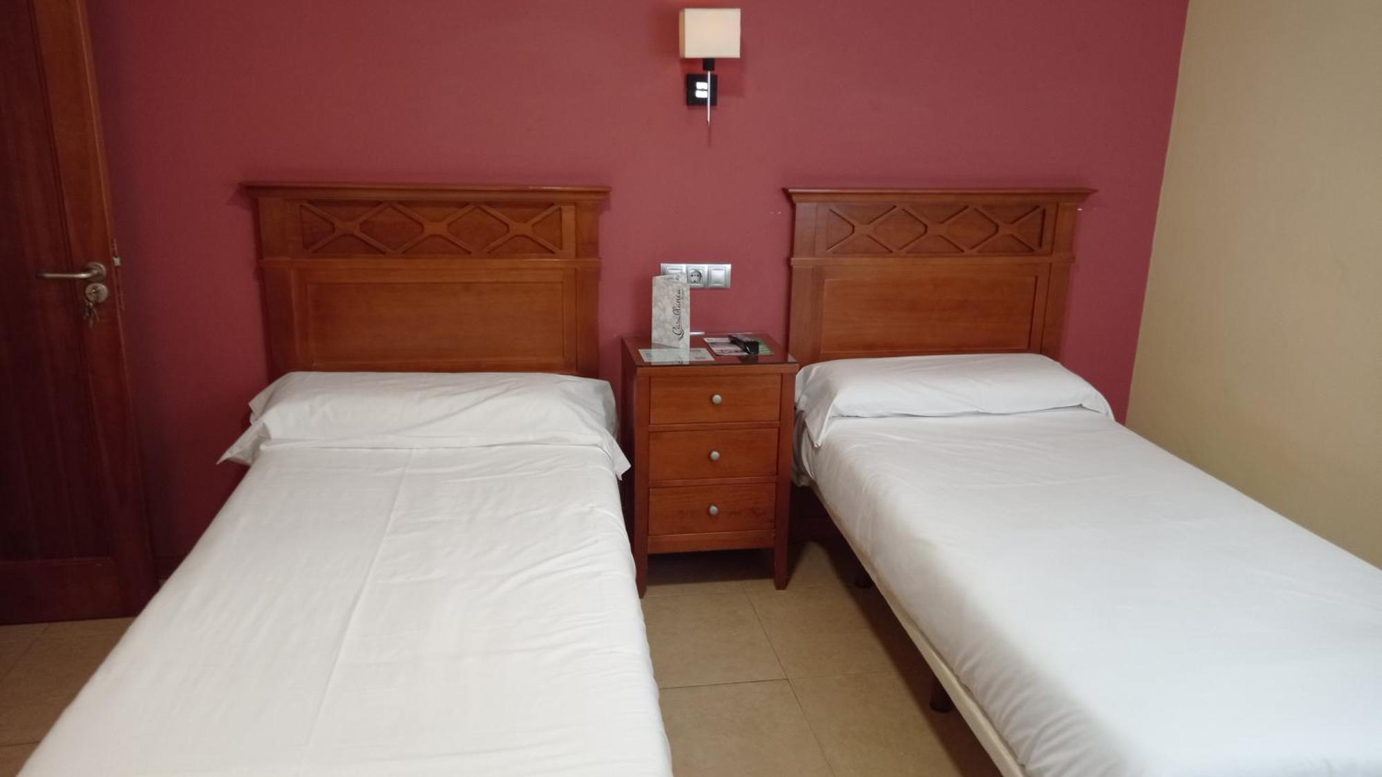 Pension Restaurante Casablanca Torreperogil Стая снимка