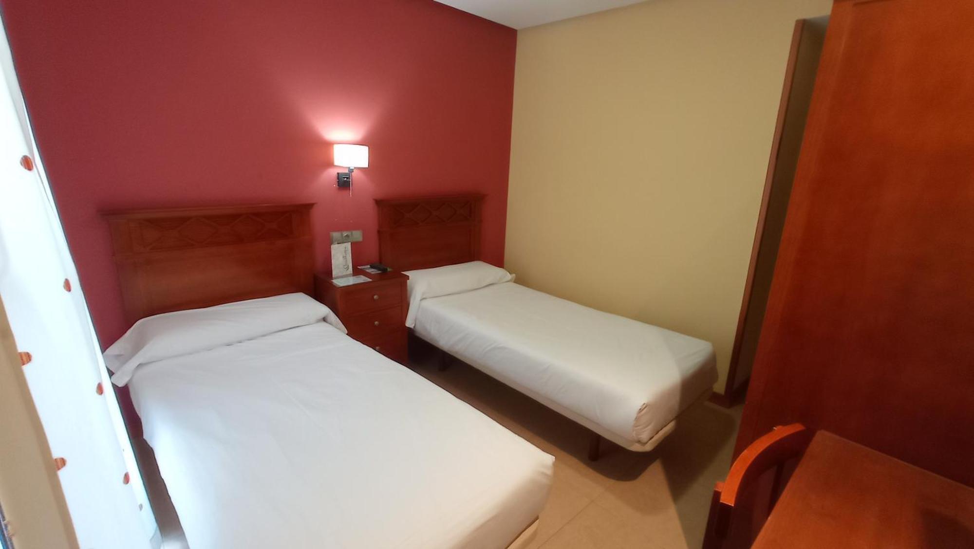 Pension Restaurante Casablanca Torreperogil Стая снимка